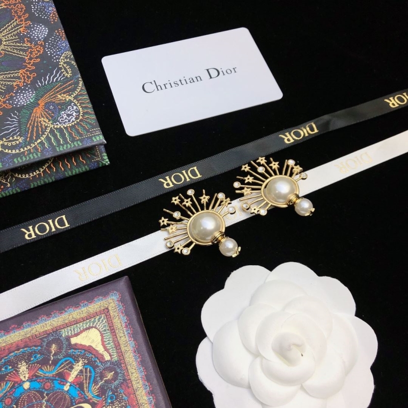 chr1st1an D10r earrings